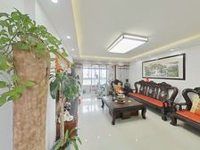 金海华城永华苑 3室2厅1卫 精装修 325万元