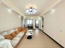 这个户型是所有人的梦中情房!好改三房!本人实勘保真!房东急售