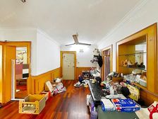 小区稀有商品两房+双南明亮户型+中间位置+业主诚心出售