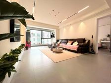 双卫格局 满五 有电梯 高楼层视野无遮挡 南北通透