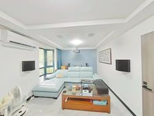 大两居 双卫生间 交通便捷 近医院 南北通透 正规商品房精