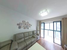 大三房,小区中心位置,看房有钥匙,送产权车位,价格可谈!