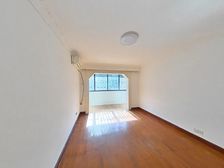 低楼层 标准三房 户型方正 空关 诚心卖 随时看房