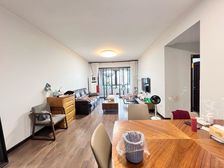 住家精装修大三房 装修很扎实 价格可大谈 随时看房