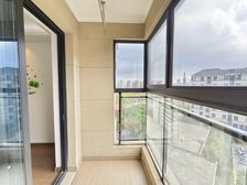 临港101版块东宸源著 高层电梯房 诚心出售