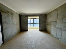 九龙湖 出行方便 双卫 楼龄新 电梯房 近地铁 正规商品房