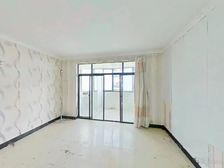 双轨交汇 南北通大两房 随时看房 纯商品房小区