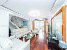 电梯复式 送大露台 空关有钥匙 随时看 上下两次 格局好