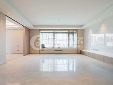 真实在售!!!新上!!开发商保留!!有产权车位!!