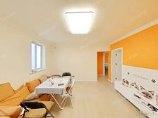 精装修3年多的三房,中间楼层,中间位置,诚意出售