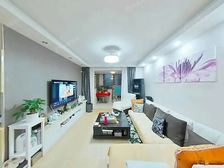 新出好房!水景花园位置,带固定车位。