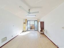 品质小区,新高苑四期,沿河景观位置,视野开阔,交通便利,诚售