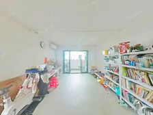 高行·房龄新 22号线五十米小区景观中间位置三房两厅两