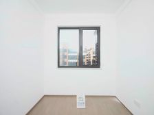 博屿海 3室2厅2卫 普通装修 145万元