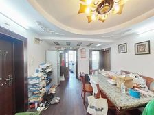 聚龙家园 小三居 医疗配套成熟 高楼层视野无遮挡 产权清晰