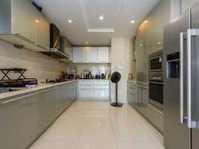 高楼层视野无遮挡 交通便捷 商圈成熟 近医院 满五 车位充足