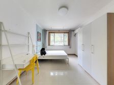 浦东周浦瑞和苑南向两房 满五简装电梯底层 150万