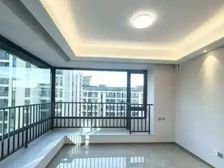 大学城地铁 品质现房 大3居转角大飘窗2卫 电梯高楼层必看