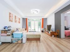 环球港旁边...三房两卫...飞机户型...带30平花园