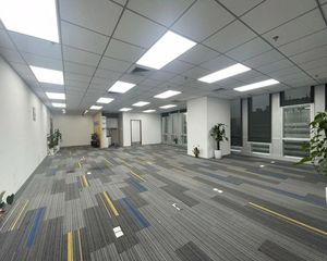 福田中心区,看莲花山景 240平方正户型,可自用,业主诚售