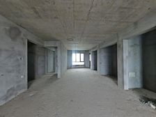 急售,红角洲稀缺,大平层,楼汪位置,可看前湖景观,看中可谈