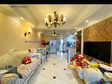 急售 外滩公馆精装修小三房 蕞强师大学区 配套齐全 莱电