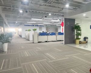 中关村 丹棱SOHO 半层1200平 单价2万8 仅契税