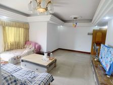 虎门镇中心宜家花园三房配套齐全精装可拎包入住 满五