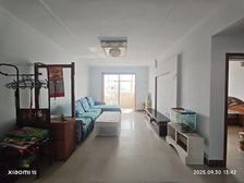 七中西 ,五院南邻,宝精装大两居,老证,好停车,随时看