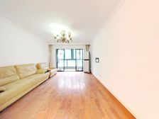 万科物业二手房 诚售三期大两房 西边套采光好 随时看房