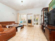 纯联排别墅带露台4房全明户型诚意出售