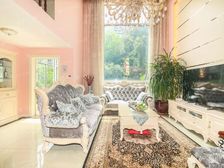 区域力荐 精装全送临近龙盛广场 中心位置边套 已改三套房