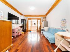 02年商品房,中间楼层不靠路,南北通户型,看房随时