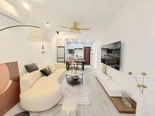 上新 抢占新地标新商圈 真正 房 30平院子养宠物 必看