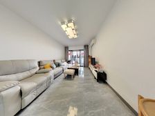 凤凰熙岸花园2期 3室2厅 109.2平 精装电梯中层 急售