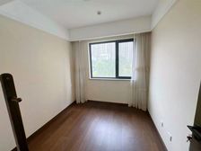 珠玉园大三室出门就是智轩,价格合适有钥匙随时看,业主换房急售