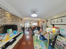 镇坪路三轨交汇 看小区花园!南北通透视野絶佳+带中北小书包