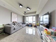 2022年次新房 华府金沙名城 精装豪华套三 业主急售处理!