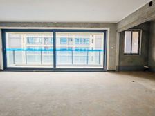 急售!中央公园一环品质洋房!板式结构1梯2户 数八把属