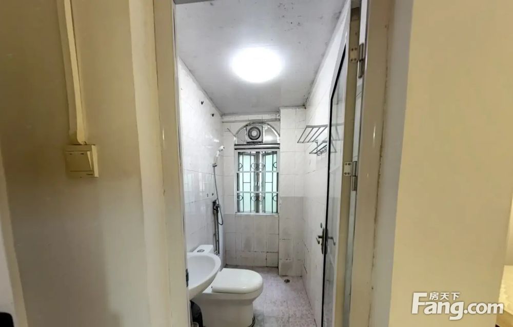 华港花园小区租房,三室两厅, 华港花园 3室2厅 100.0平米