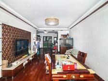 地铁口双轨交 电梯复式带露台专属委托 中心位置附加车位