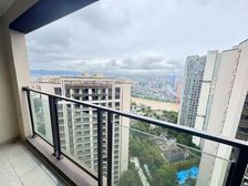 爆款房源!渝中看江精装三房丶拎包入住带车位丶出门双轻轨