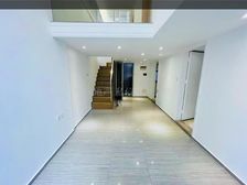 房东急售 带租4500 配套成熟 下楼就是公交站