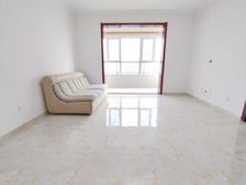 七中西校区五洲国际 前进街小学一墙之隔 南北通透精装两居老证