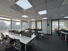 徐家汇地铁口,70平140平180平500平24独立空调