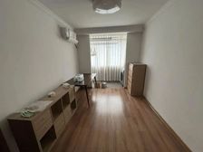 南北通两房 双轨交会 近地铁 房东诚意出售 厨卫全明户型方正