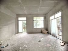 上下5层!上下5层!东海城堡边位别墅!可装电梯带花园诚意出售