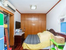 荷三小区 购物方便 交通便利 精装修 高楼层视野无遮挡