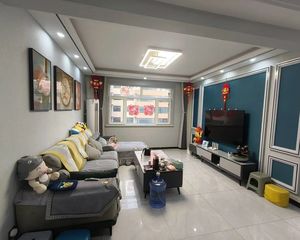 十一中 怡安家园电梯洋房南北通透精装修院内停车方便有证能贷款