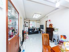 送30平花园,昨晚面谈过(价还有空间)精装修全赠送,位置安静